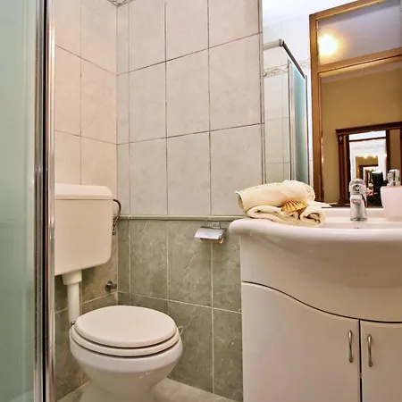 Guest house Ivanka C. Soline (Krk)