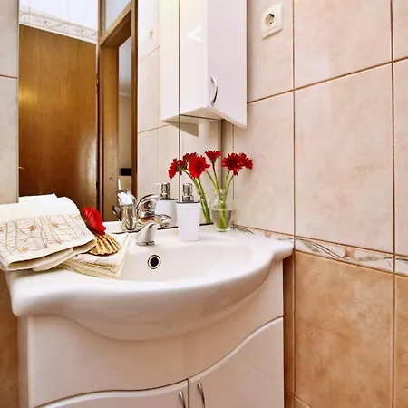 Ivanka C. 3* סולינה