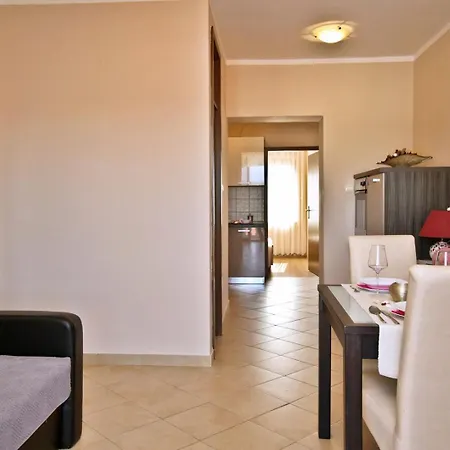 Ivanka C. 3* סולינה